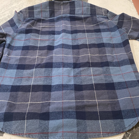 🔥🔥Brixton Bowery flannel. Large Standard fit. Excellent condition!🔥🔥 - Picture 6 of 6